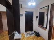 Продается 3-комн. вторичка 90 м², м. Нефтчиляр, photo 2 from 8