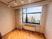 Продается 2-комн. вторичка 70 м², м. Гянджлик, photo 4 from 8