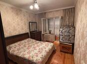 Satılır 2 otaqlı köhnə tikili 60 m², Xalqlar Dostluğu m., photo 5 from 8