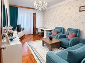 Продается 2-комн. вторичка 70 м², м. Гянджлик, photo 1 from 8