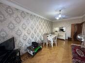 Satılır 3 otaqlı köhnə tikili 75 m², Xalqlar Dostluğu m., photo 2 from 8