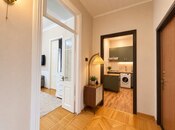 Satılır 2 otaqlı köhnə tikili 60 m², Sahil m., photo 3 from 8
