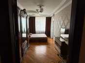 Сдаётся 3-комн. новостройка 125 м², м. Низами, photo 5 from 8