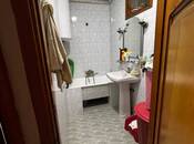 Satılır 3 otaqlı köhnə tikili 70 m², Yeni Günəşli q., photo 6 from 8