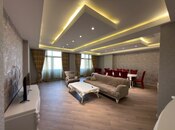 Сдаётся 3-комн. новостройка 175 м², м. Низами, photo 1 from 8