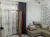 Продаётся 3-комн. вторичка 68 м², photo 1 from 8
