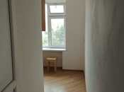 Satılır 1 otaqlı köhnə tikili 35 m², İnşaatçılar m., photo 5 from 8