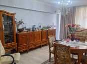 Satılır 3 otaqlı köhnə tikili 120 m², Elmlər Akademiyası m., photo 1 from 8