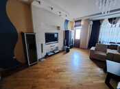 Сдаётся 3-комн. новостройка 175 м², м. 8 ноября, photo 2 from 8
