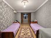 Продается 3-комн. вторичка 70 м², м. Кара Караев, photo 5 from 8