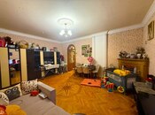 Satılır 3 otaqlı köhnə tikili 70 m², Bakıxanov q., photo 3 from 8