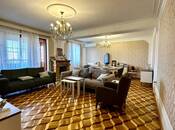 Продаётся 5-комн. вторичка 135 м², м. Элмляр Академиясы, photo 1 from 8
