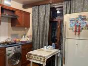 Продаётся 2-комн. вторичка 50 м², м. Нефтчиляр, photo 6 from 8