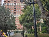 Satılır 4 otaqlı yeni tikili 216 m², Nizami m., photo 2 from 5