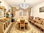Satılır 3 otaqlı köhnə tikili 108 m², Xocəsən m., photo 1 from 8