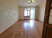 Satılır 3 otaqlı köhnə tikili 80 m², Qara Qarayev m., photo 1 from 8