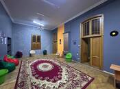 Satılır 4 otaqlı köhnə tikili 200 m², Sahil m., photo 2 from 8