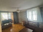 Продается 2-комн. вторичка 35 м², м. Элмляр Академиясы, photo 2 from 8
