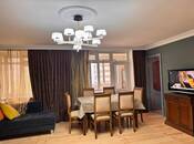 Satılır 3 otaqlı köhnə tikili 100 m², 8-ci mikrorayon q., photo 2 from 8