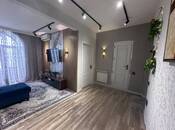 Продаётся 2-комн. вторичка 45 м², м. Элмляр Академиясы, photo 6 from 8