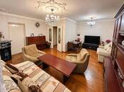 Продается 3-комн. вторичка 90 м², м. Нефтчиляр, photo 2 from 8