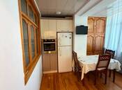Продаётся 3-комн. вторичка 70 м², м. Кара Караев, photo 2 from 8