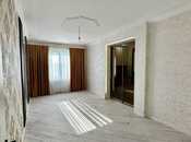 Продаётся 3-комн. вторичка 65 м², м. Ази Асланов, photo 1 from 8