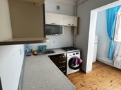 Satılır 2 otaqlı köhnə tikili 68 m², İnşaatçılar m., photo 7 from 8