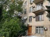 Продается 1-комн. вторичка 32 м², м. Низами, photo 1 from 8