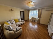 Satılır 3 otaqlı köhnə tikili 90 m², 20 Yanvar m., photo 1 from 8