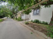 Satılır 3 otaqlı köhnə tikili 70 m², Qara Qarayev m., photo 1 from 8