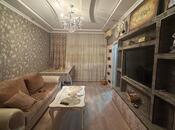 Satılır 2 otaqlı köhnə tikili 56 m², Memar Əcəmi m., photo 1 from 8