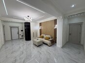 Продаётся 3-комн. новостройка 145 м², м. Нефтчиляр, photo 1 from 8