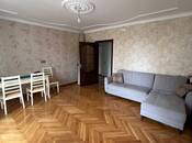 Сдаётся 3-комн. вторичка 80 м², м. 20 января, photo 1 from 8