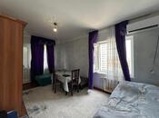Satılır 2 otaqlı köhnə tikili 45 m², İnşaatçılar m., photo 1 from 8
