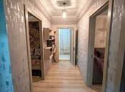 Satılır 3 otaqlı köhnə tikili 70 m², Yeni Günəşli q., photo 1 from 8