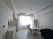 Сдается 3-комн. новостройка 80 м², Хатаинский р., photo 1 from 8