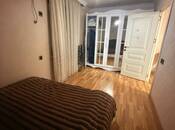 Продается 3-комн. вторичка 55 м², м. Иншаатчылар, photo 1 from 7