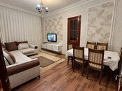 Продается 2-комн. вторичка 66 м², м. Ази Асланов, photo 1 from 8