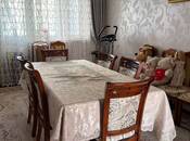 Продаётся 3-комн. вторичка 70 м², м. 8 ноября, photo 1 from 8