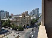 İcarəyə verilir 3 otaqlı yeni tikili 170 m², 28 May m., photo 3 from 8