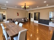 İcarəyə verilir 3 otaqlı yeni tikili 170 m², 28 May m., photo 2 from 8