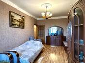 Satılır 2 otaqlı köhnə tikili 65 m², 8 Noyabr m., photo 4 from 8