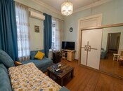 Продаётся 3-комн. вторичка 60 м², м. Низами, photo 2 from 8