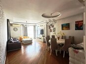 İcarəyə verilir 4 otaqlı yeni tikili 200 m², 28 May m., photo 1 from 8