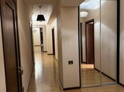Satılır 4 otaqlı yeni tikili 195 m², 28 May m., photo 3 from 8
