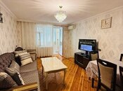 Продается 3-комн. вторичка 70 м², м. Иншаатчылар, photo 1 from 8