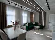 Сдаётся 3-комн. новостройка 125 м², м. Низами, photo 1 from 8