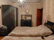 Satılır 4 otaqlı köhnə tikili 130 m², Azadlıq Prospekti m., photo 2 from 8