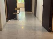 Продаётся 2-комн. вторичка 30 м², м. Кара Караев, photo 2 from 8